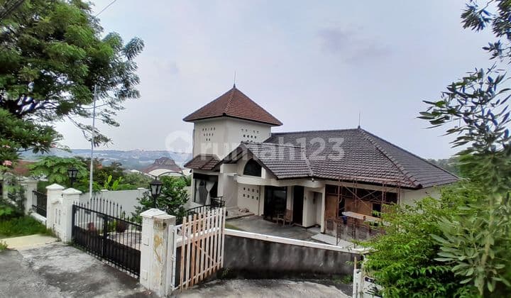Rumah Mewah 3lt View Kota Laut Jalan Tumpang Raya Gajahmungkur