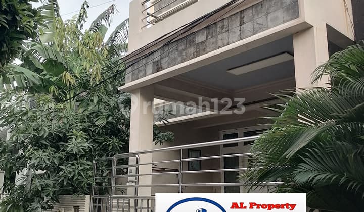 0411JA RUMAH 2,5 Lantai Rapi,Bersih,Sudah TINGGI Rp2.5m Bisa nego tipis Contack Menerima Titip Jual,beli,sewa Property Hub Antolukas Wa 0813xxxxxxxx