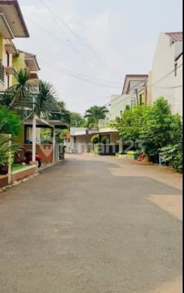 Rumah Fully Furnished di Pejaten Barat Pasar Minggu, Jakarta Selatan