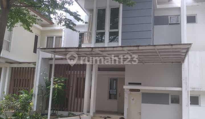 Rumah Cantik Di Kawasan Elit Cinere, Depok