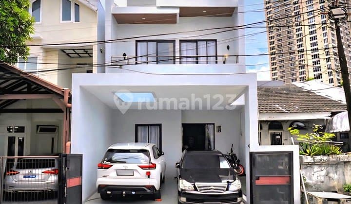 Rumah Desain Modern Minimalis di Pondok Indah, Jaksel