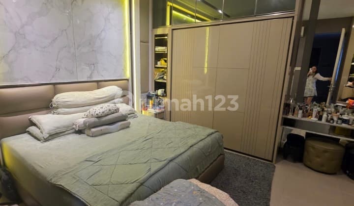 Murah rumah royal residence dekat pakuwon mall