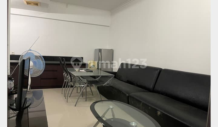 Furnish Lantai Rendah Apartemen 2 BR di Waterplace Tower B