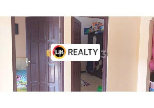 House in Emas Perum Dempel Tlogosari Semarang