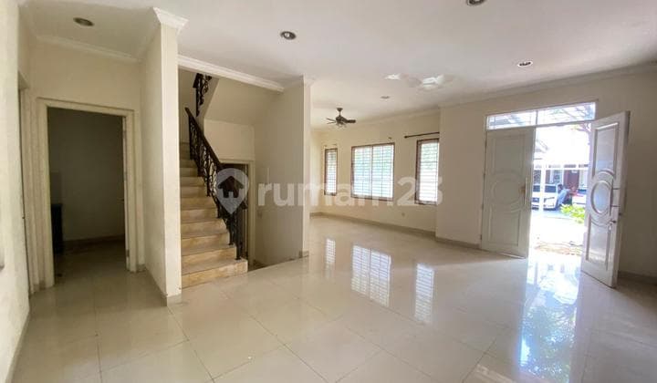 Disewakan Murah Rumah Ukuran 8X20 di Green Lake City