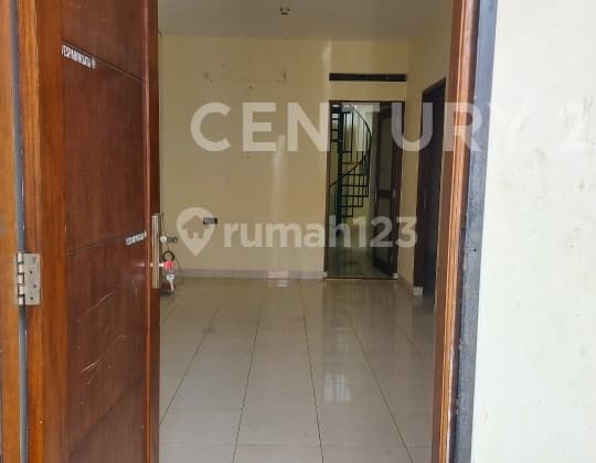 Disewakan Rumah Green Forest Park Sawangan Depok