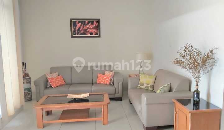 House in Green Lake City, Latin America Cluster, South Facing