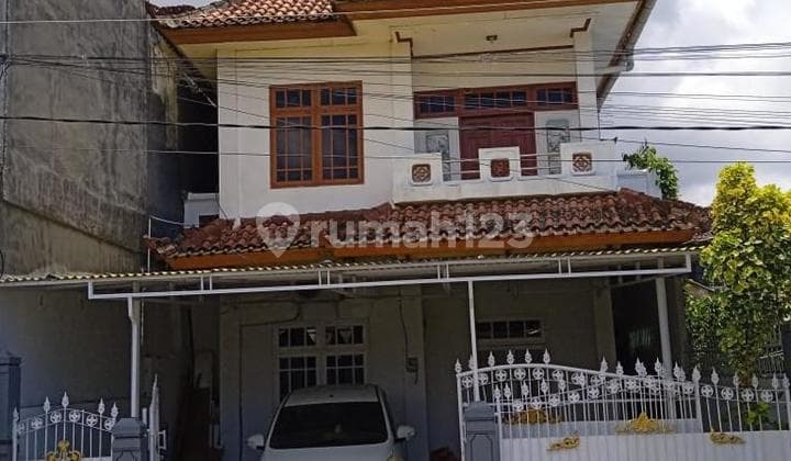House Near Kfc Mcdonald Sesetan, Denpasar