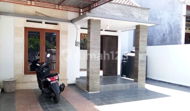 Rumah Mungil dan Tenang di Ungasan Badung