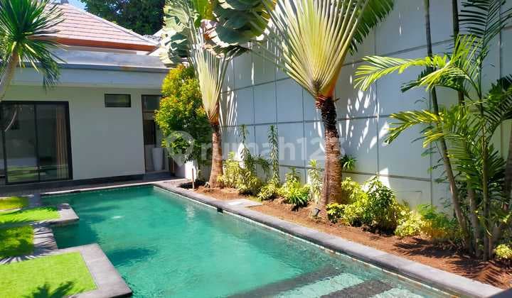 Villa 3 Bedroom Sisi Pantai Sanur, Bali