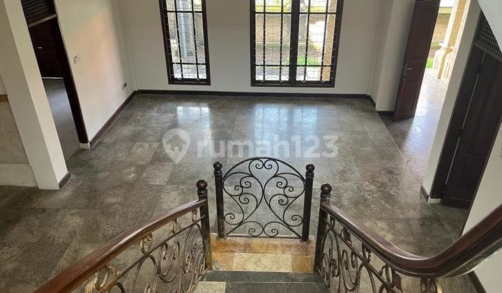 Rumah Cocok untuk Kantor/Studio di Denpasar Selatan