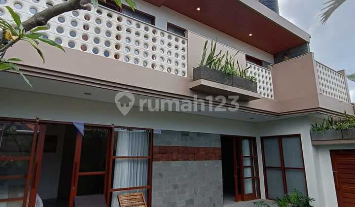 Villa Menarik di Sanur Denpasar (Status Sewa 20 Tahun)