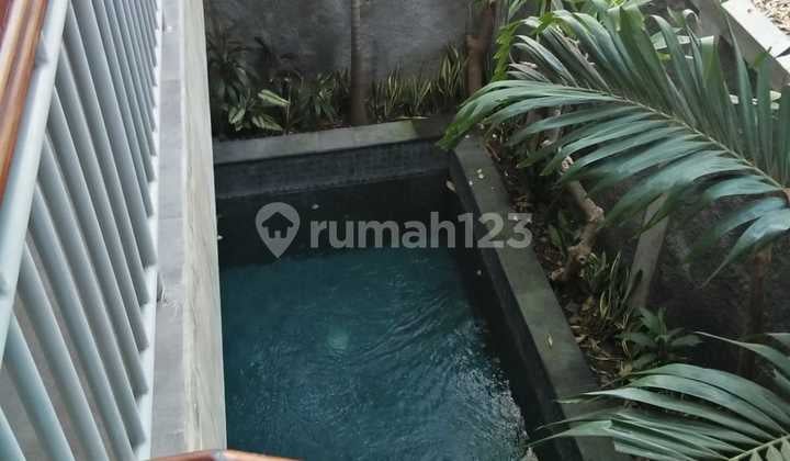 Rumah 3 Kamar LT 200M2 di Kerobokan Badung