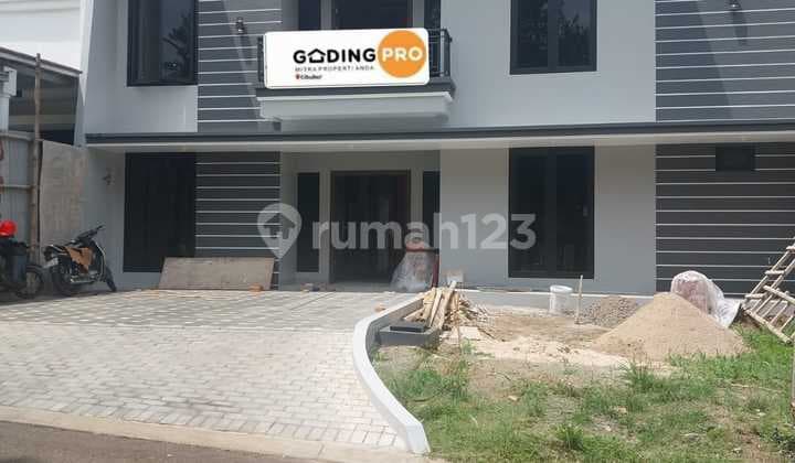 Dijual.rumah Mewah 2.Lantai.di.kota Wisata Cibubur