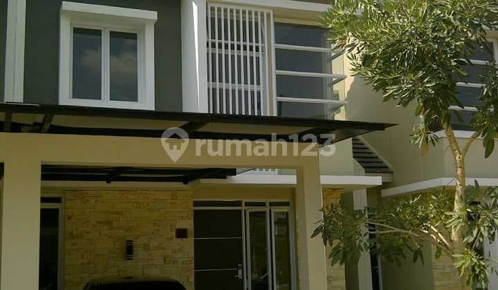 Dijual.rumah Siap.huni.2.lantai.di Metland Transyogie