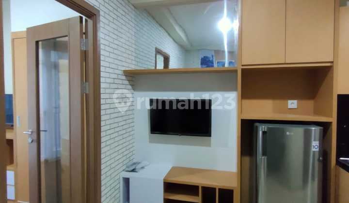 Disewakan Apartemen Puri Orchard 1 BR Lantai Tinggi Jakarta Barat