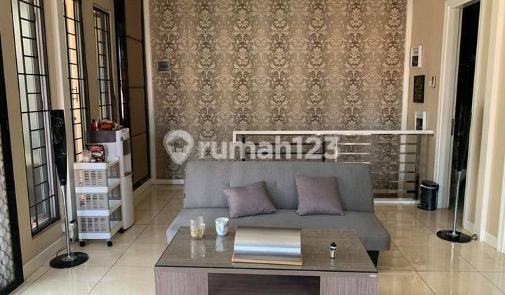 Rumah 2 Lantai Bagus Furnished SHM di Metro Permata, Tangerang