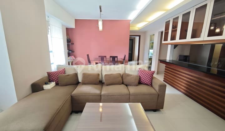 Quick Sale Paladian Park View Pool, Kelapa Gading Area 157m2