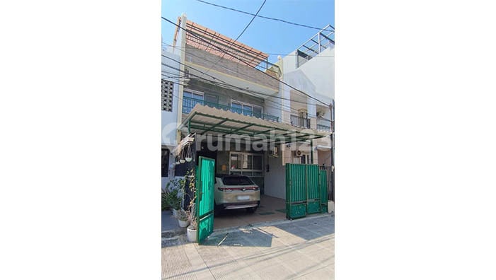 Rumah Kelapa Lilin, Kelapa Gading, Jakarta Utara