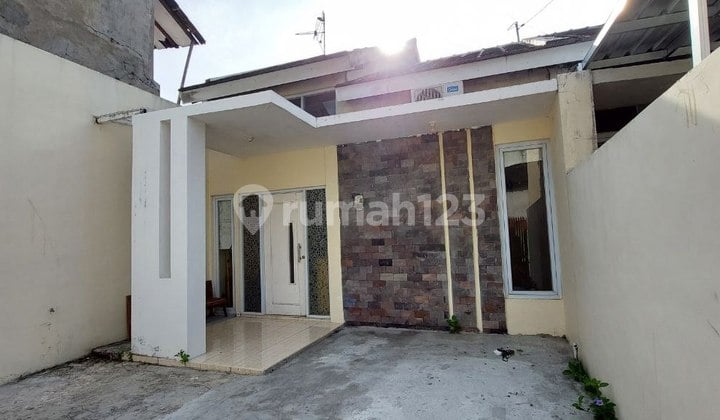 Rumah Second Letak Strategis Dekat Uns Solo