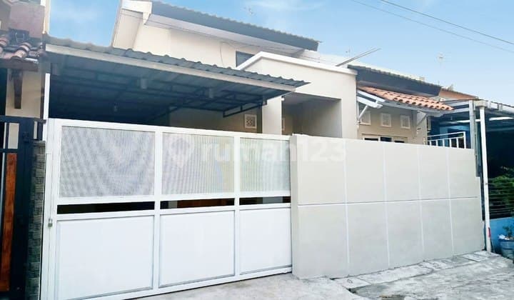 Rumah Murah Full Renovasi Posisi Strategis di Colomadu