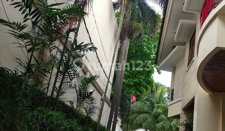 Dijual Rumah Mewah Siap Huni Menteng Lokasi Prime