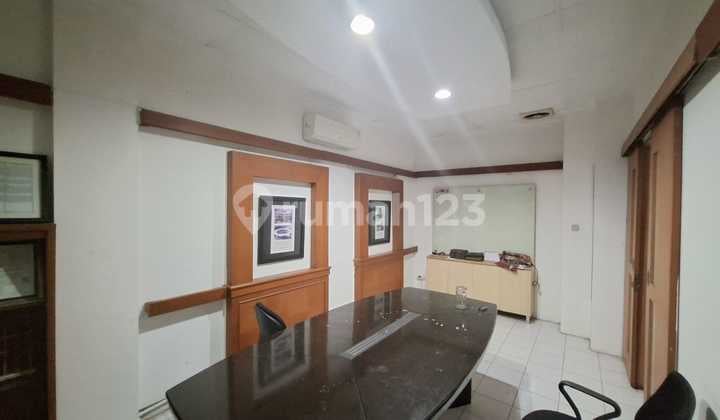 Ruko Cocok Untuk Kantor, Bank Resto, Strategis Akses