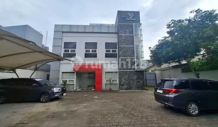 Gedung Jagakarsa Strategis Dekat Pintu Tol Siap Pakai Murah