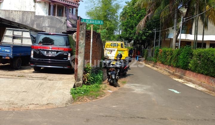 2-story house, Pondok Indah Mall.