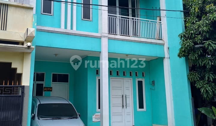 Rumah cantik 2 lantai