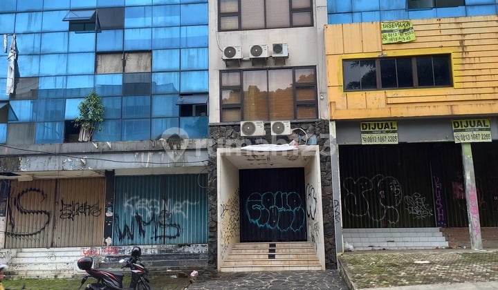 Ruko Tempat Usaha