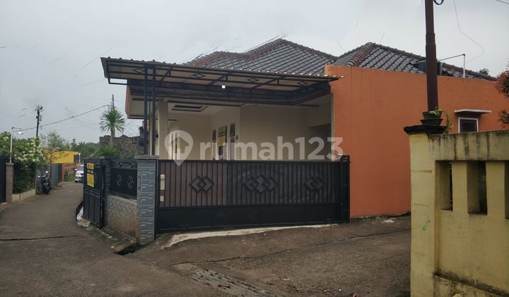 Rumah luas akses strategis suasana alami