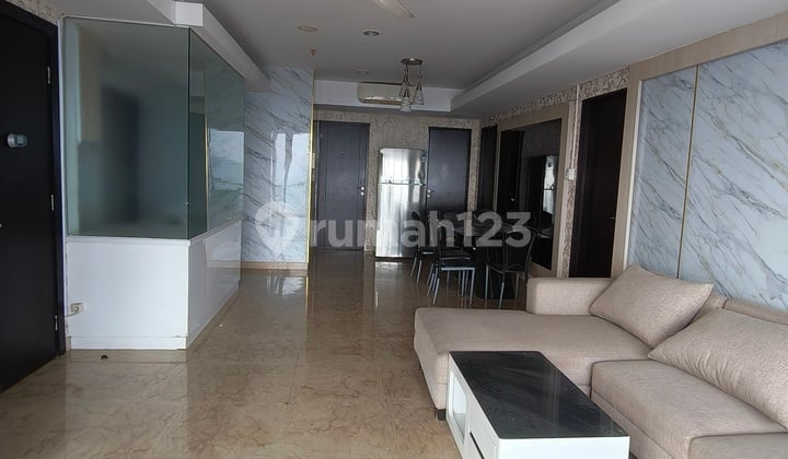 Disewakan Apartemen Royale Springhill Kemayoran 3 Bedroom View Golf