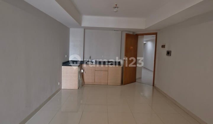 MUST SELL THE MANSION JASMINE KEMAYORAN 2 BEDROOM APARTMENT.