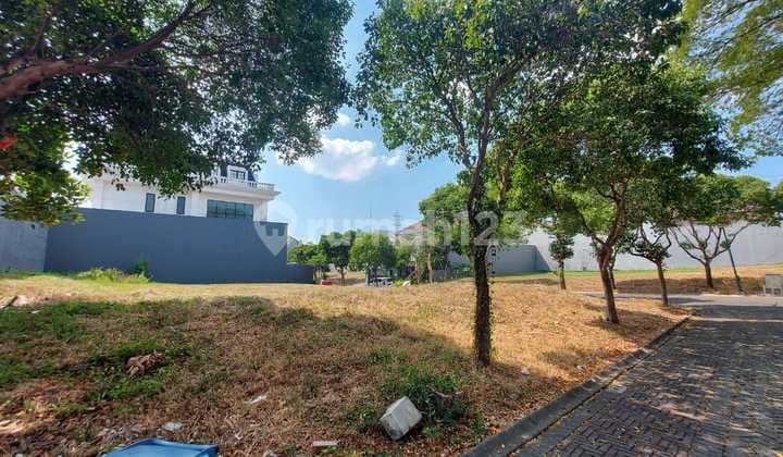 Best Deal! Hook Plot in Selat Golf Citraland! Best Near Park Near Portal Near Pakuwon Mall Near Gwalk Near Ciputra University Near Unesa Near Ciputra Hospital Near Commercial Area SHM Land Large Hook