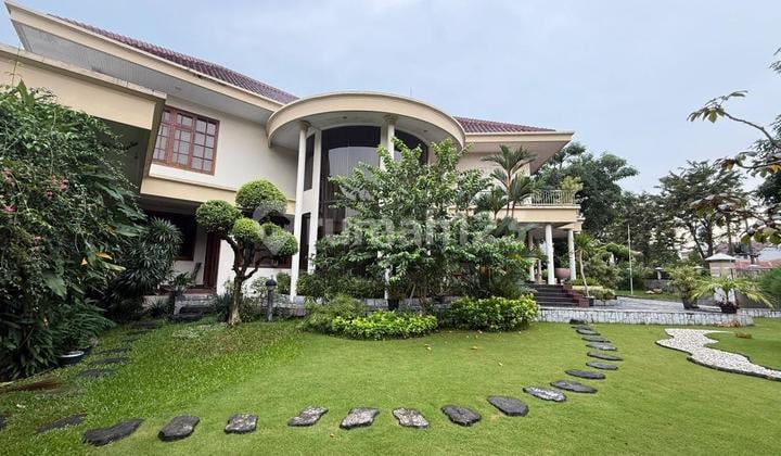 Rumah Hook Terawat di Darmo Harapan Regency! Lokasi Strategis Dekat Komersial Area dan Pakuwon Mall Rumah Darmo Harapan Super Mewah Siap Huni Terawat Bagus