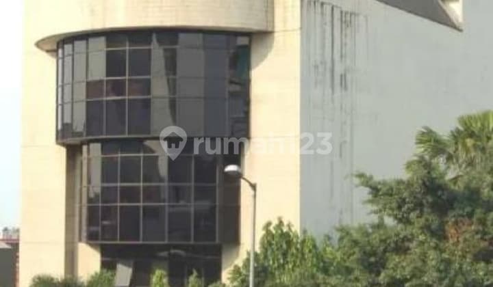 Office in Matraman 1035.0 m² Semi Furnished HGB