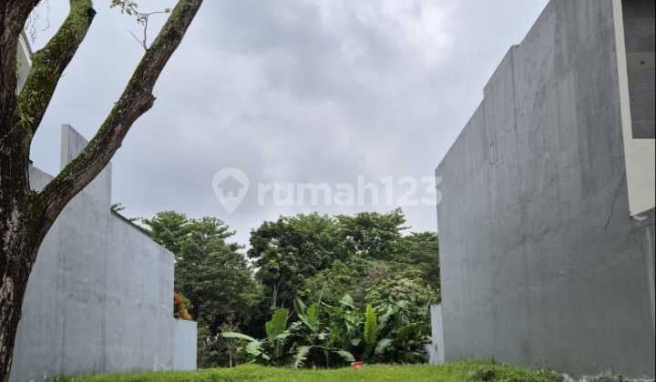 Land in Kota Baru Parahyangan Bandung, Strategically Located Near Educational Facilities.