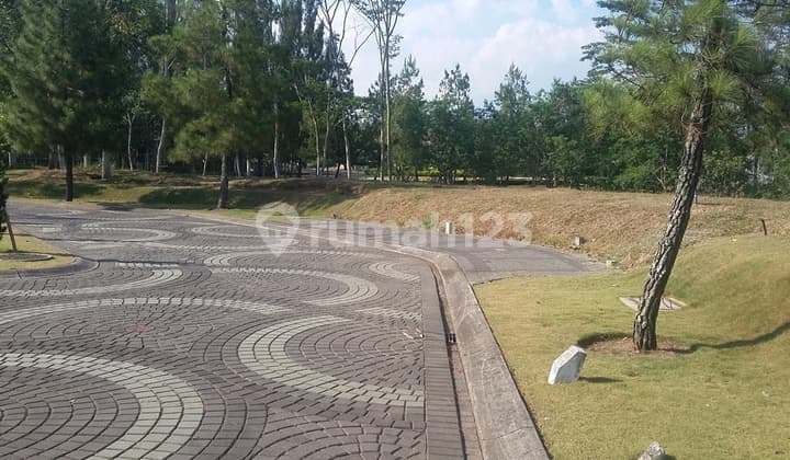 Plot in Kota Baru Parahyangan, West Bandung, Strategic Lake View.