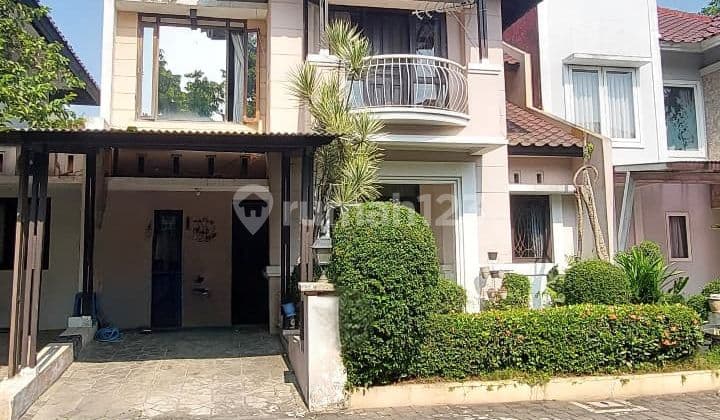 Rumah di Kota Baru Parahyangan Bandung, 2 Lantai Semifurnished