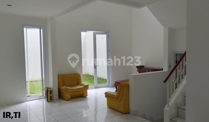 Hunian Modern 2 lantai di Kota Wisata Cibubur LT 200 Siap HUNI