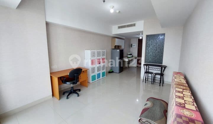 Di sewakan tower 3 u residence semi furnish siap huni