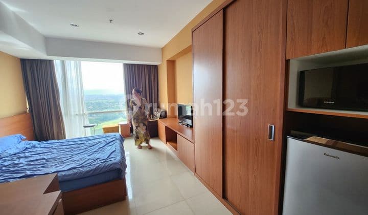 Di jual tower 2 golf type studio luas 35m2