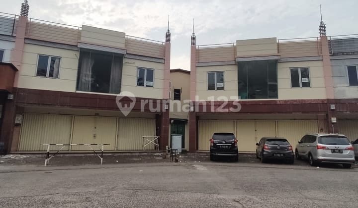 Gudang Di Pusat Niaga Terpadu Daan Mogot
