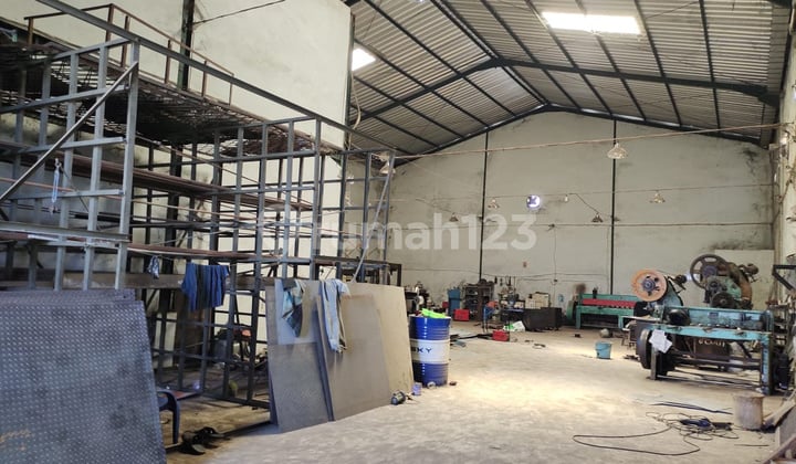For Sale Warehouse Salembaran Kosambi Dadap by the Roadside