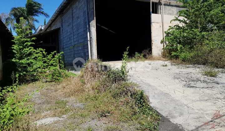 FOR SALE WAREHOUSE, LAND INCLUDED, IN BATU, JL IMAM BONJOL, PRIME LOCATION