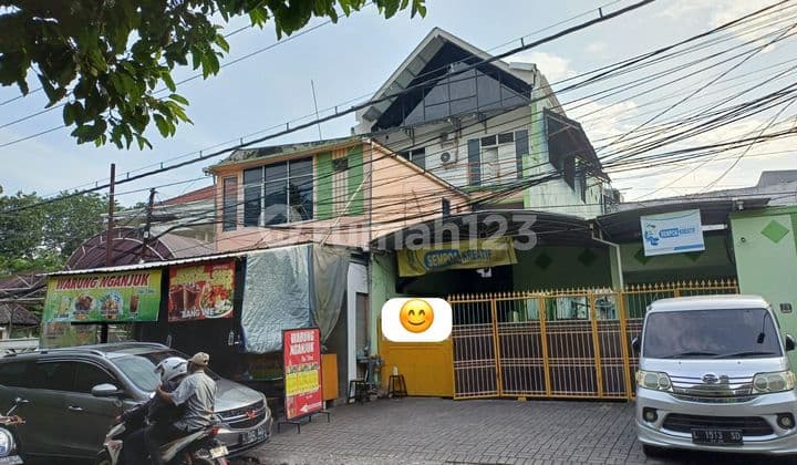 Translation: For Sale Active Female Boarding House Near Ubaya Tenggilis Campus
