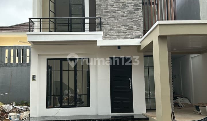 For sale, ready-to-occupy resort city house.