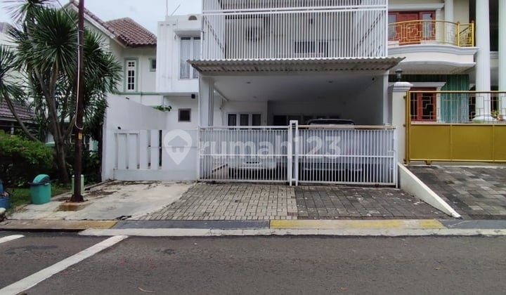 Rumah Legenda Wisata, Bogor Semi Furnished Bagus