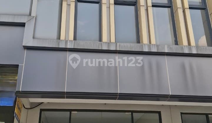 Ruko Murah Cocok untuk Tempat Usaha di Kawasan Komersial Kota Wisata Cibubur